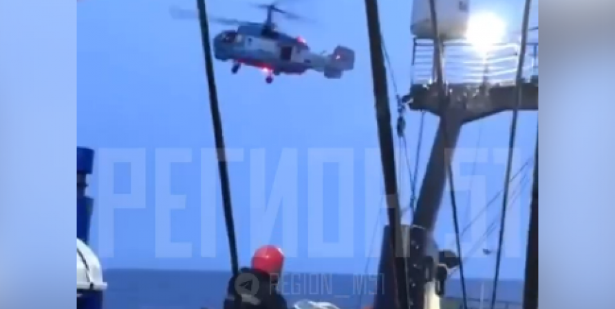 «В случае неповиновения открою огонь»: рыболовецкое судно доставлено в Мурманск под конвоем
