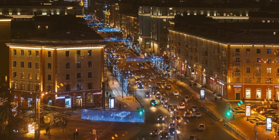 Архитектурная подсветка на домах в Мурманске: 26 успеют до декабря, еще 14 сделают в марте