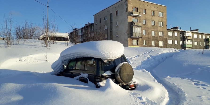 За выходные с улиц Мурманска вывезли 27 тысяч кубометров снега