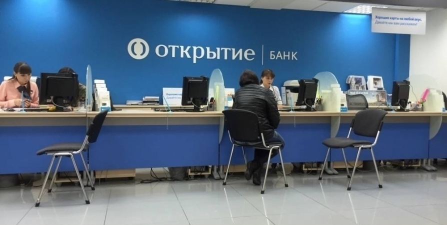 Банк «Открытие» первым в России доверил сопровождение новых клиентов роботу