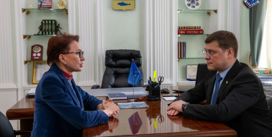 Глава администрации обсудил с депутатом Госдумы повышение качества жизни мурманчан