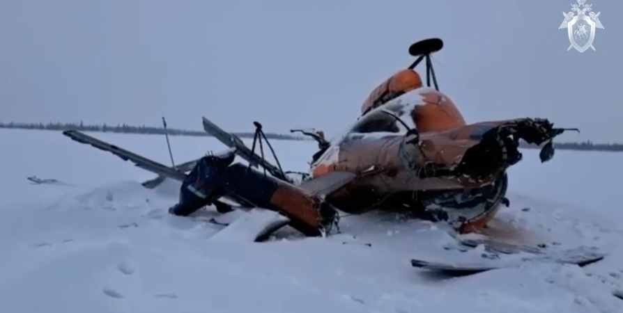 Следователи опубликовали видео с места происшествия с вертолетом под Ловозером