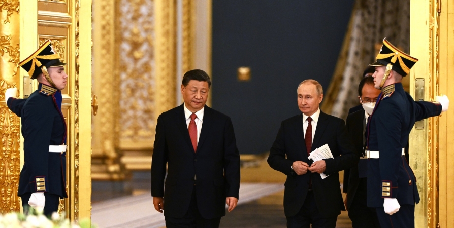 В меню обеда Владимира Путина и Си Цзиньпина включили мурманский палтус