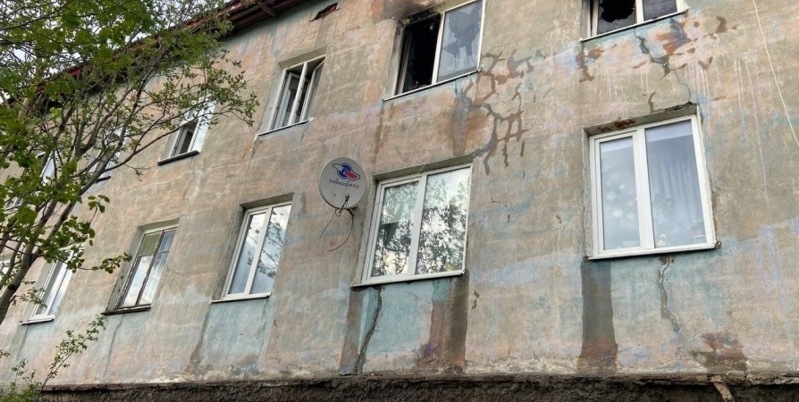 В Мурманске после пожара на Пригородной ввели режим повышенной готовности из-за угрозы ЧС
