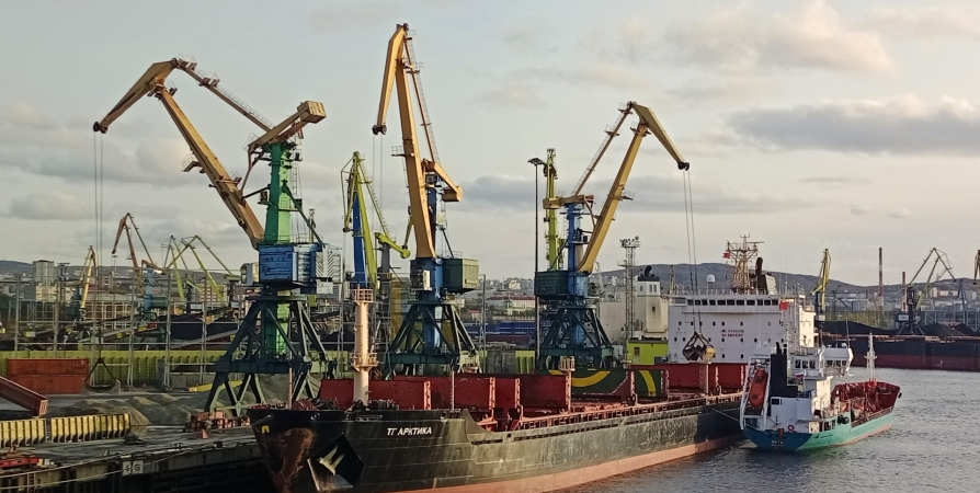 В Мурманском морском торговом порту продолжается реализация арктической программы