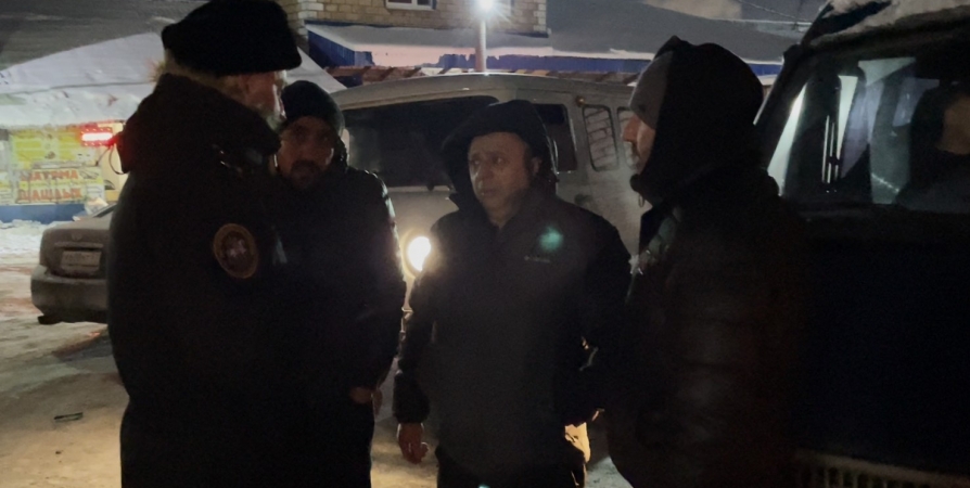 В Мурманске у мигрантов с российским гражданством проверили документы воинского учета