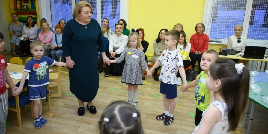 В Мурманске состоялось торжественное открытие конкурса воспитателей «Ступеньки мастерства»